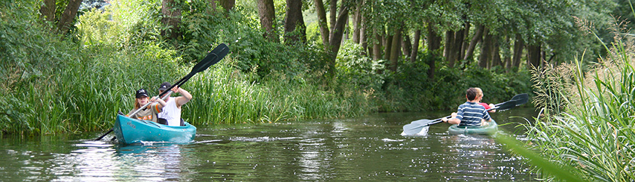 Paddler unterwegs im Spreewald